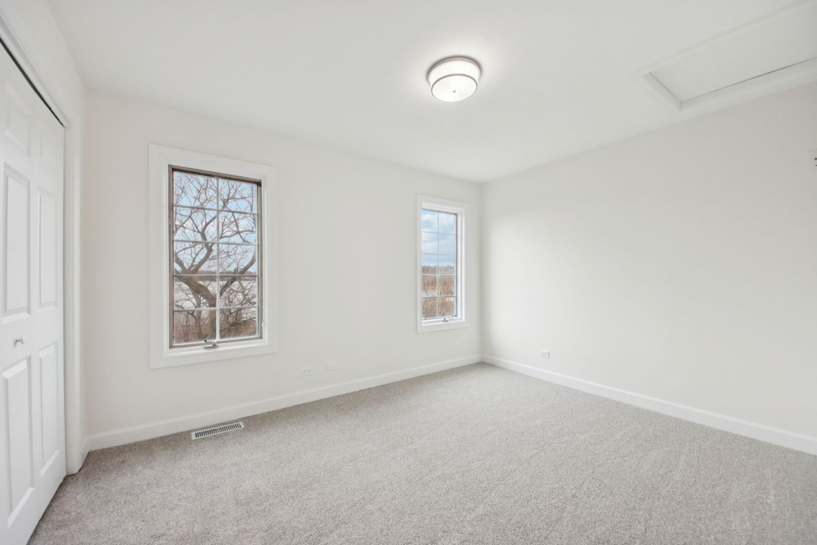 1022 Oakland Drive, Barrington, IL 60010