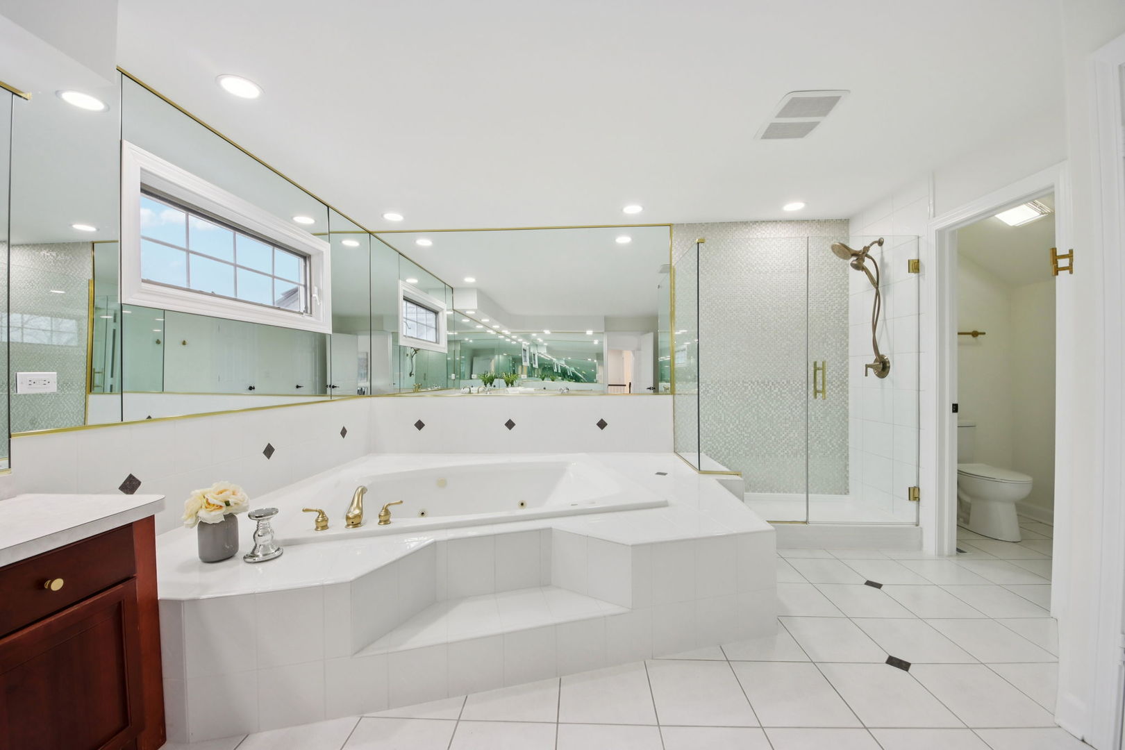 1022 Oakland Drive, Barrington, IL 60010