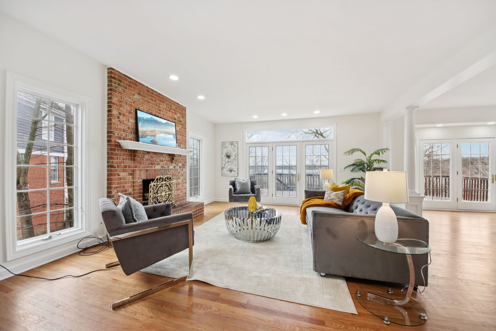 1022 Oakland Drive, Barrington, IL 60010