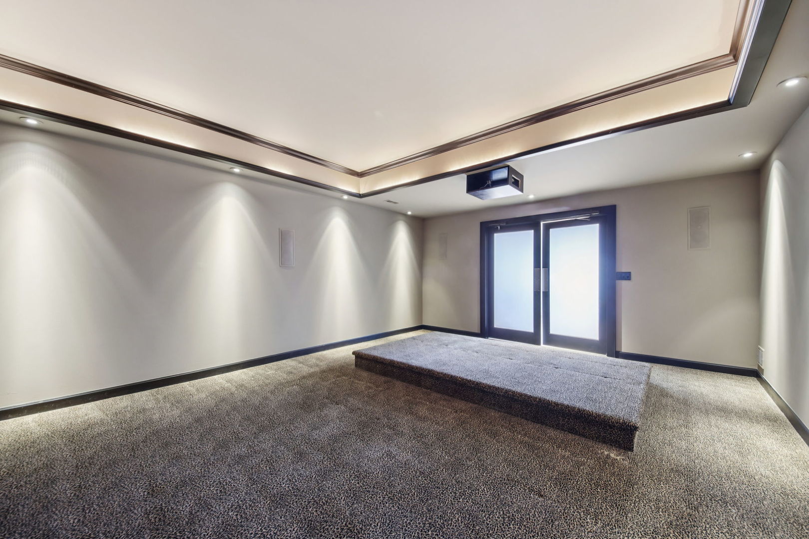 1022 Oakland Drive, Barrington, IL 60010