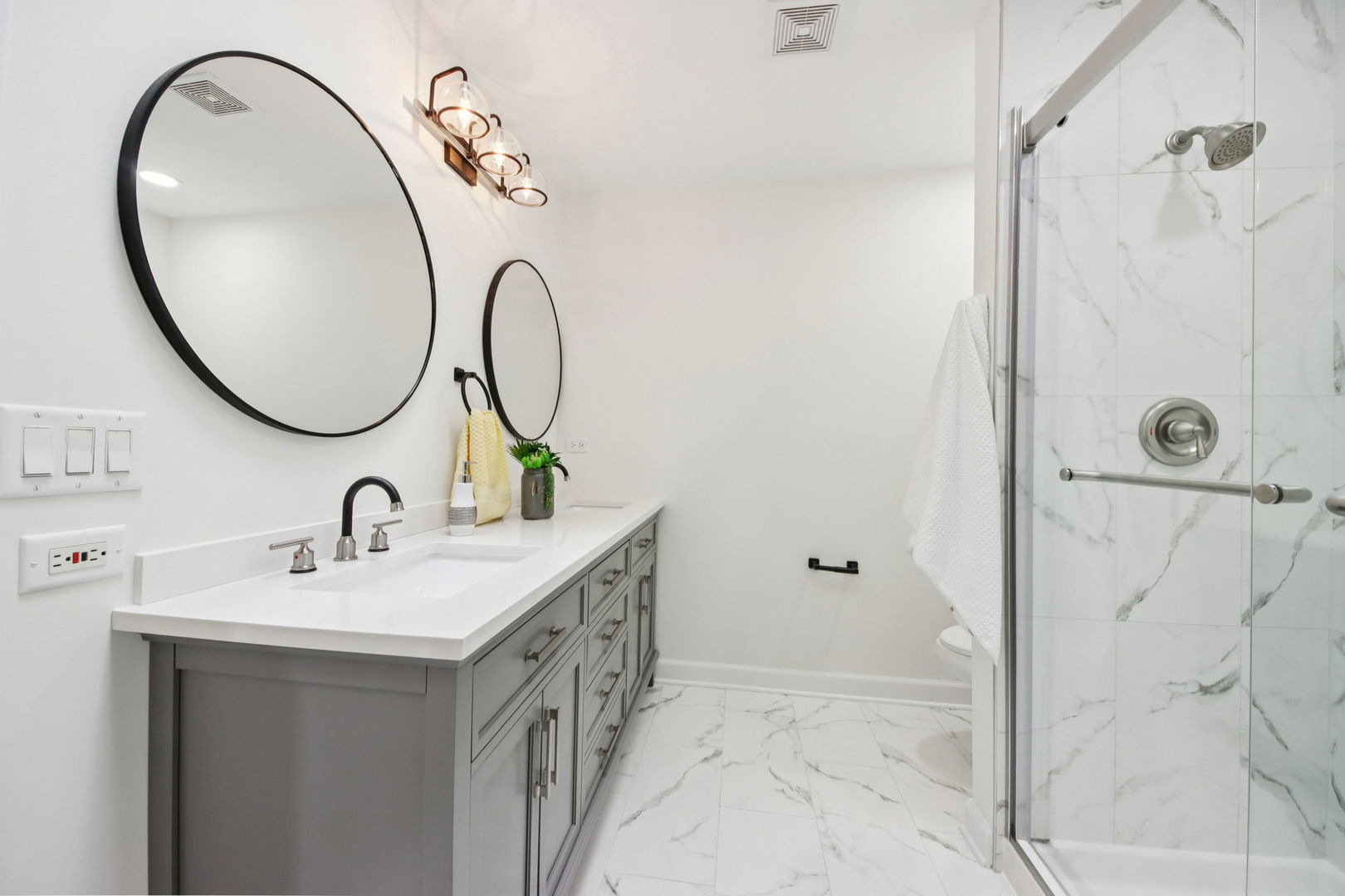 1022 Oakland Drive, Barrington, IL 60010