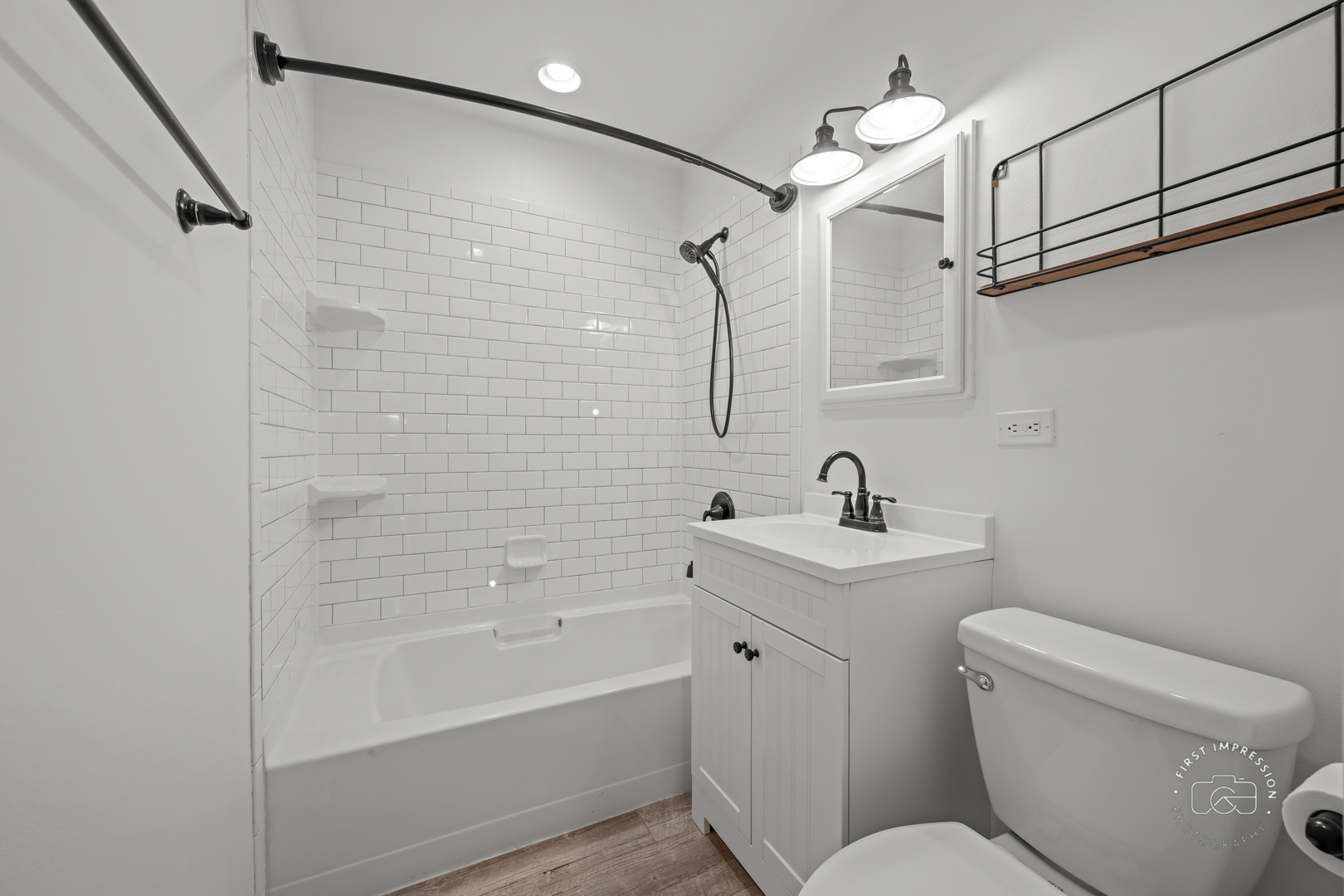 1331 N Main Street, Naperville, IL 60563