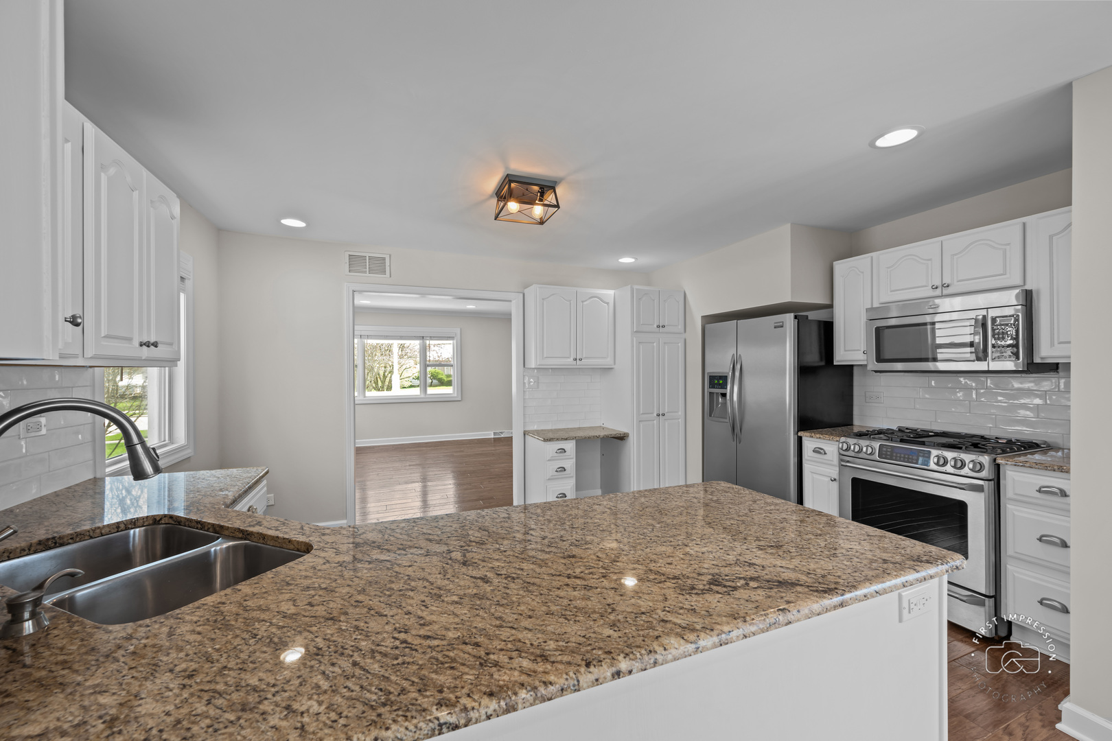 1331 N Main Street, Naperville, IL 60563