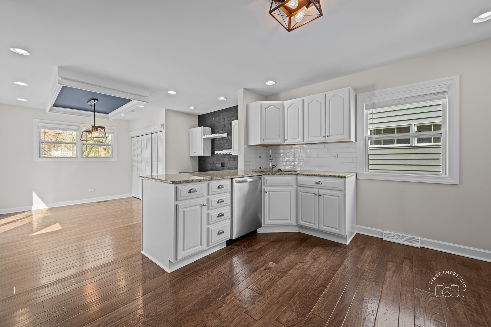 1331 N Main Street, Naperville, IL 60563