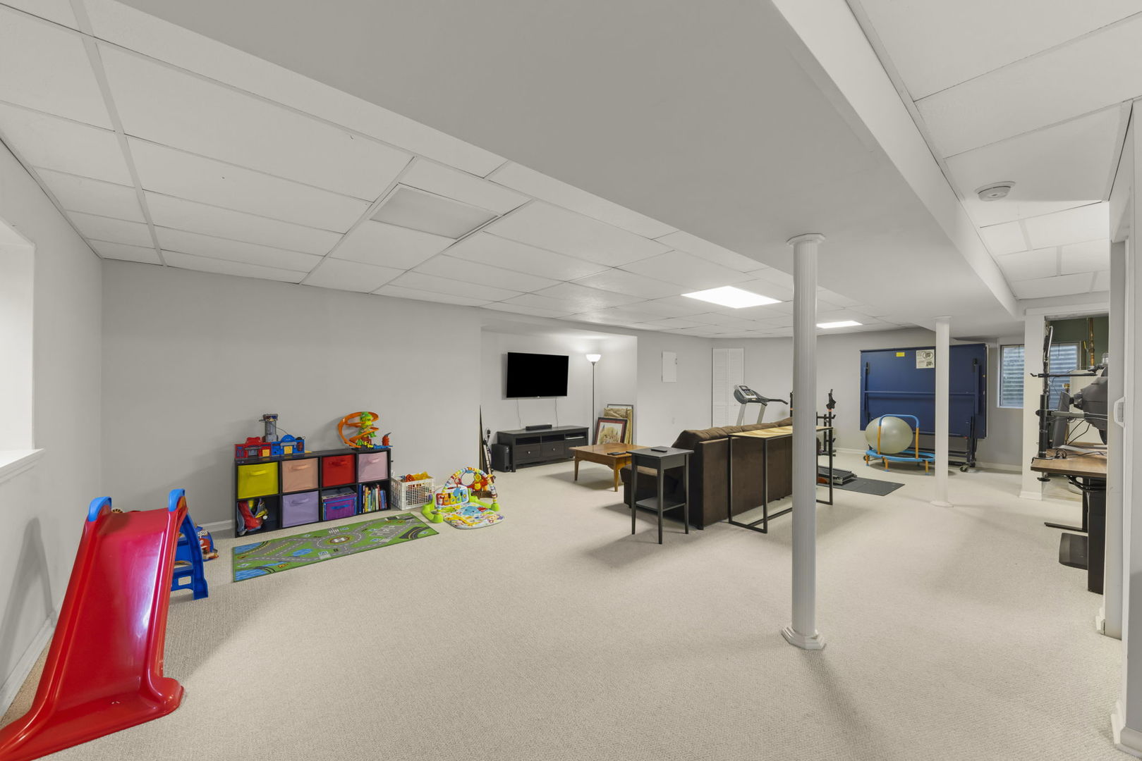 304 E Harvard Circle, South Elgin, IL 60177