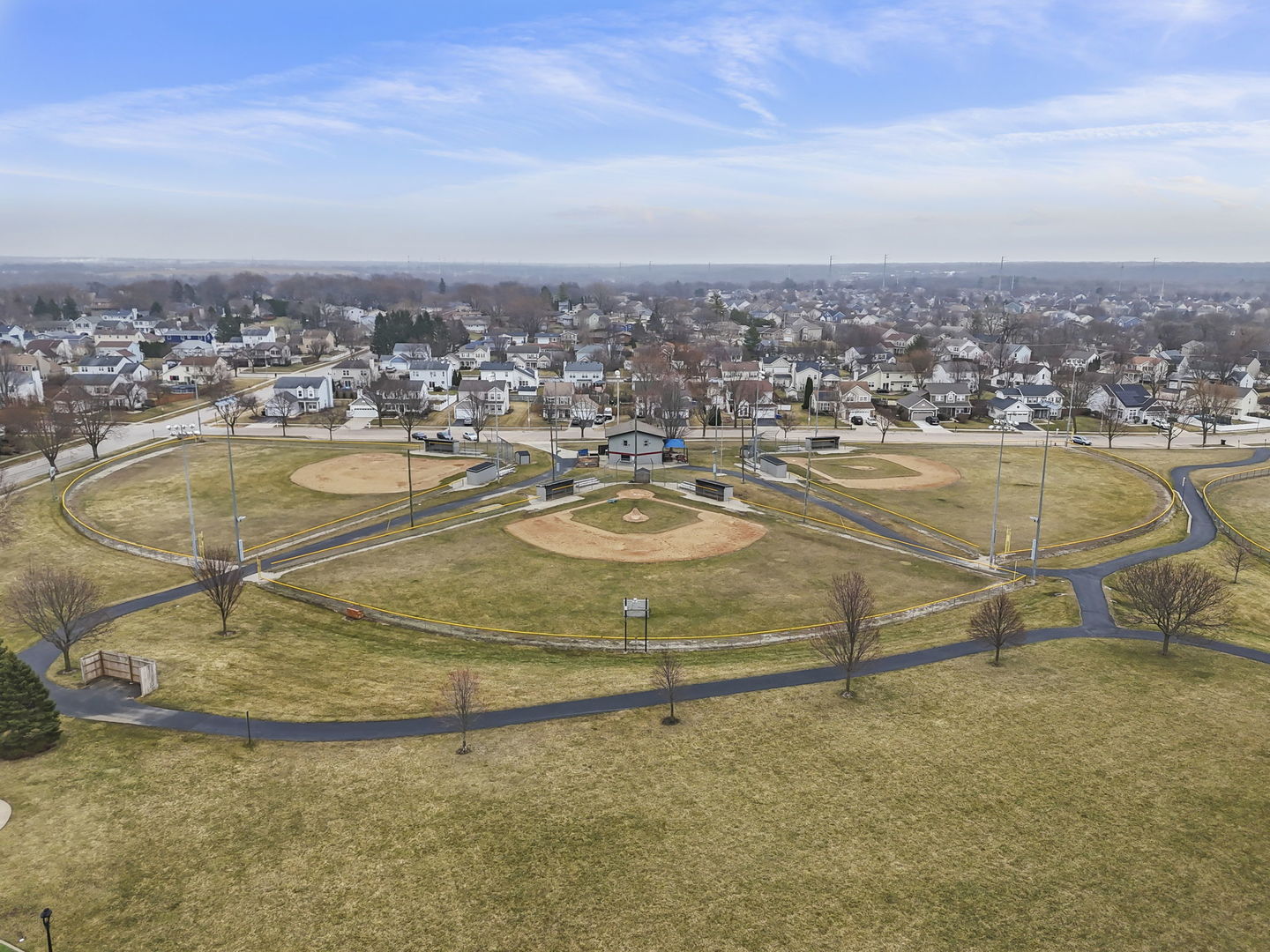 304 E Harvard Circle, South Elgin, IL 60177