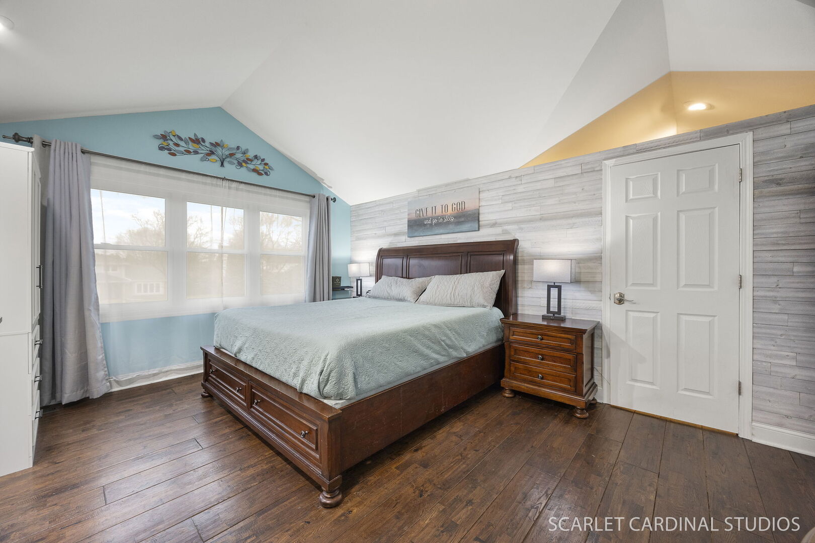 525 Chester Court, Aurora, IL 60504