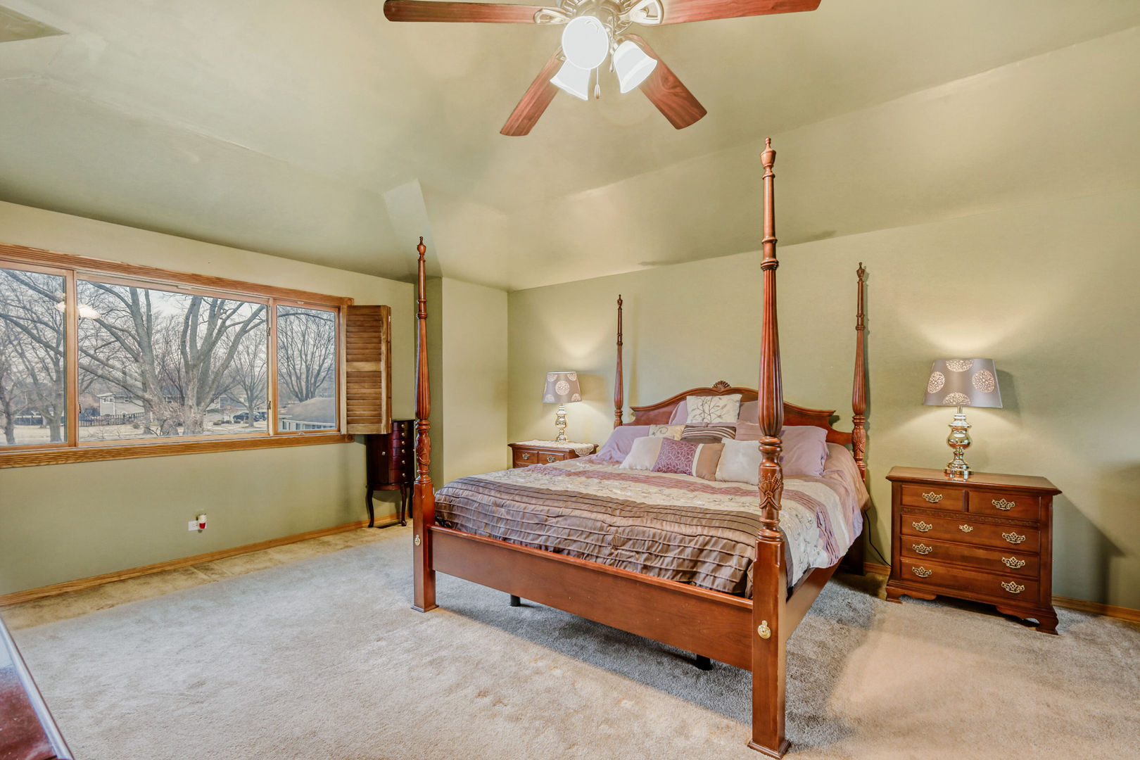 1413 Weyers Court, Schaumburg, IL 60193