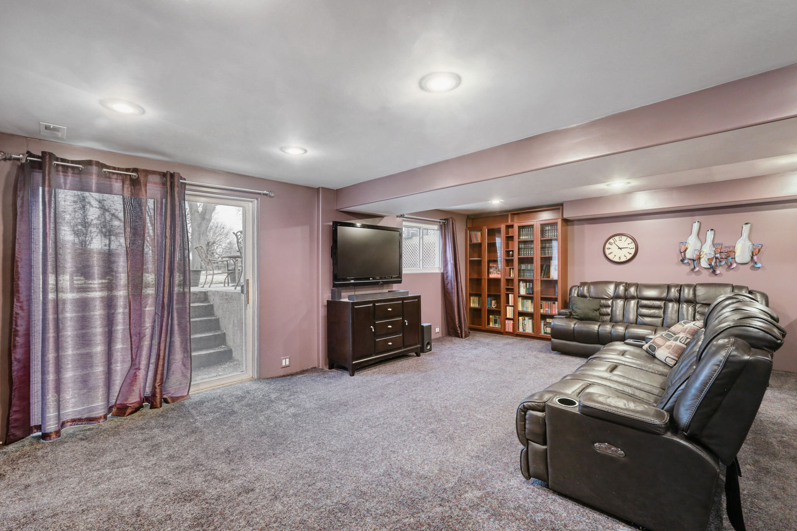 1413 Weyers Court, Schaumburg, IL 60193