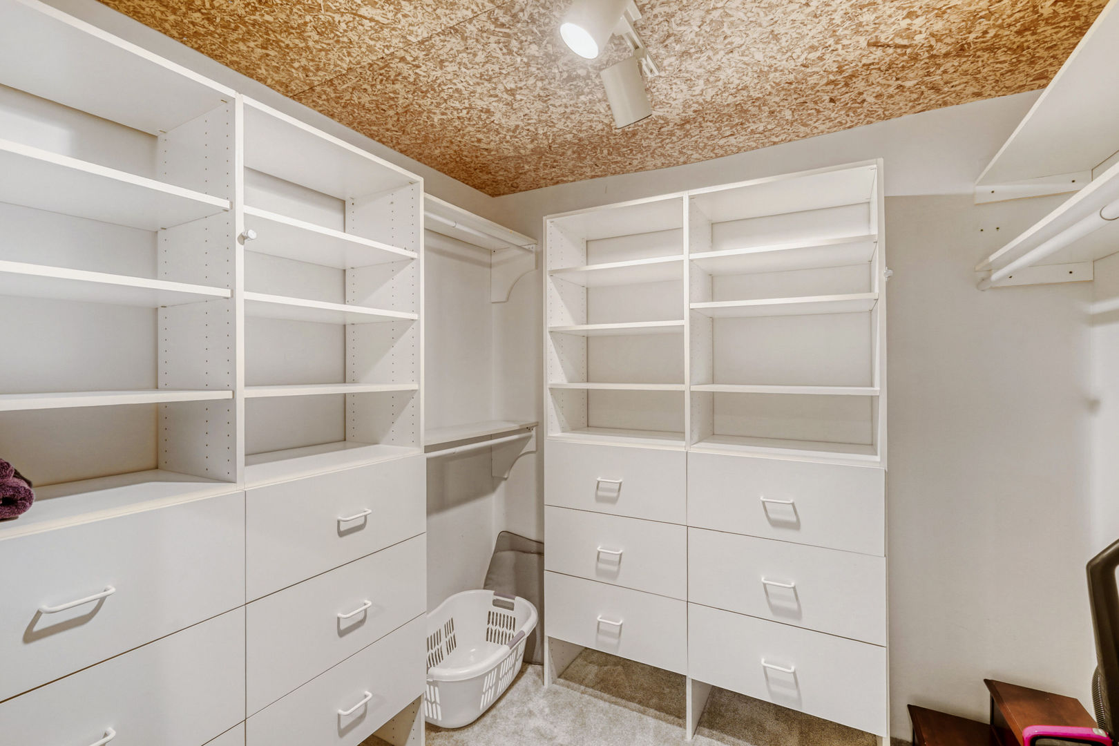 1413 Weyers Court, Schaumburg, IL 60193