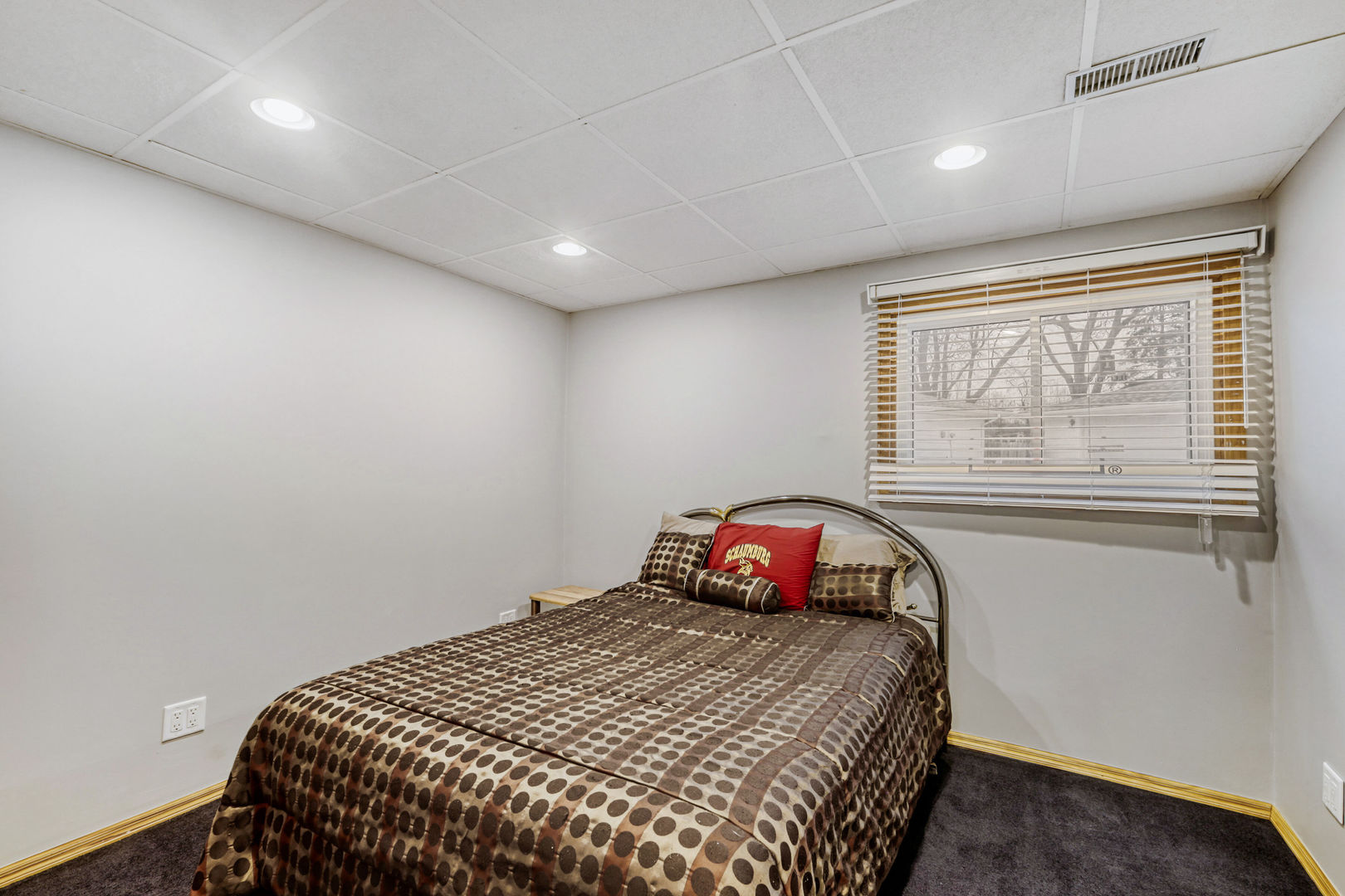 1413 Weyers Court, Schaumburg, IL 60193