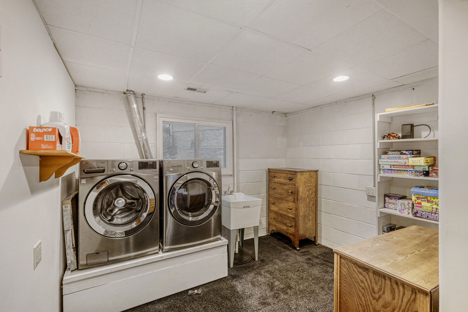 1413 Weyers Court, Schaumburg, IL 60193