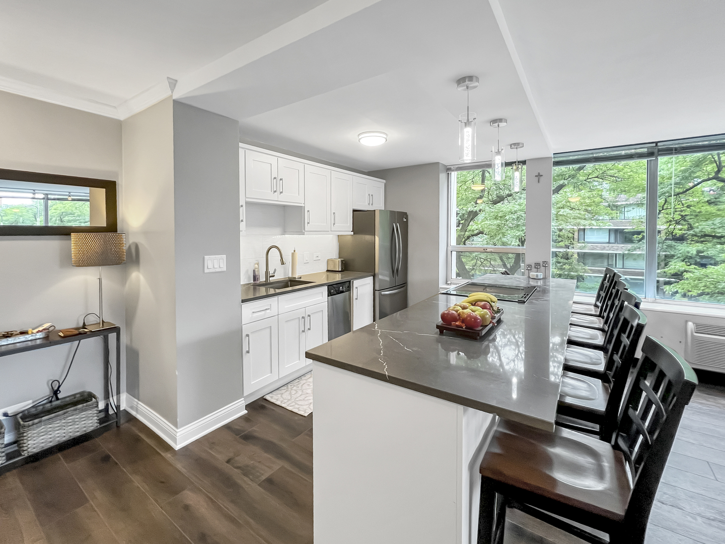 70 W Burton Place #301F, Chicago, IL 60610