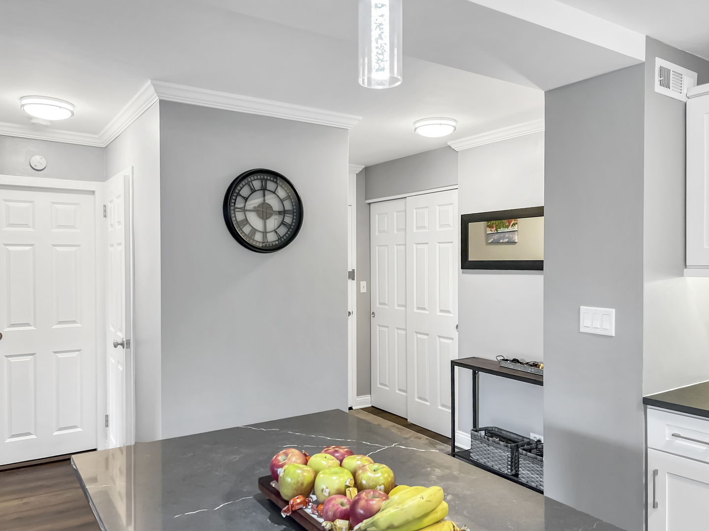 70 W Burton Place #301F, Chicago, IL 60610