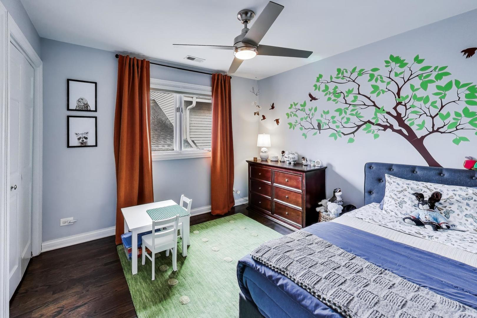 1029 Prairie Avenue, Park Ridge, IL 60068