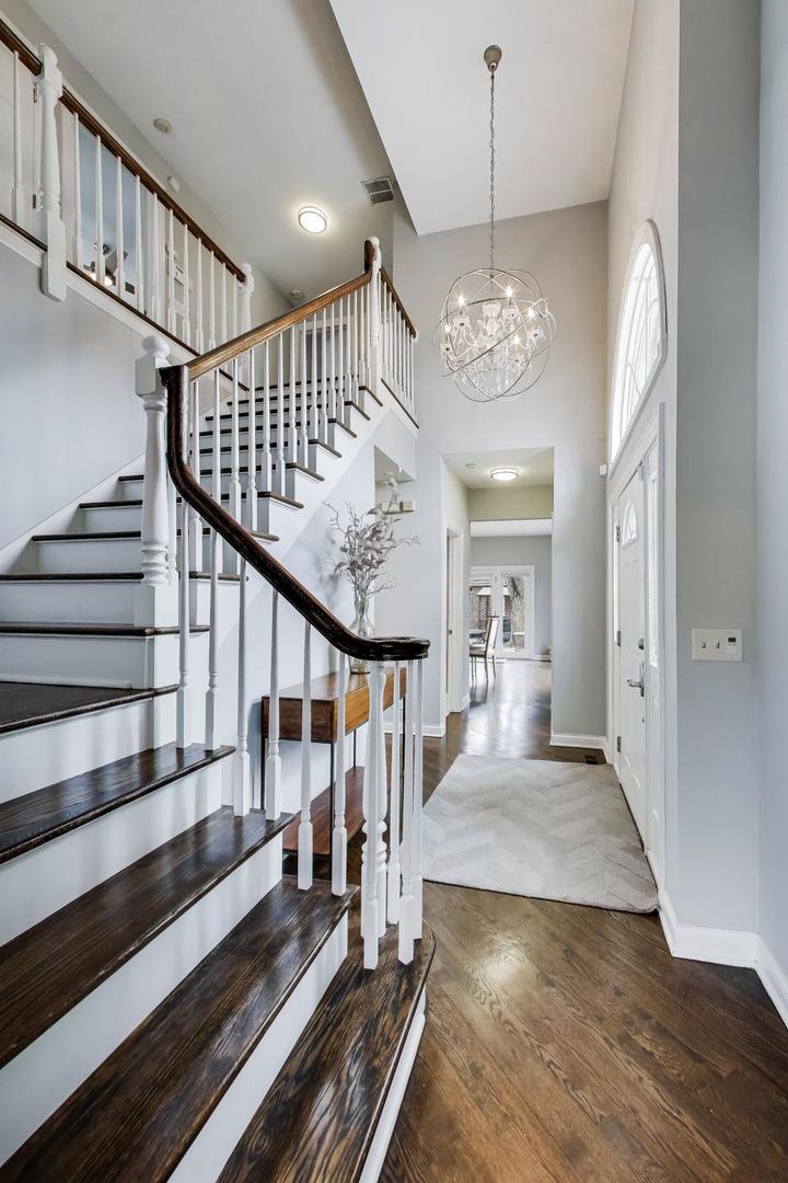 1029 Prairie Avenue, Park Ridge, IL 60068