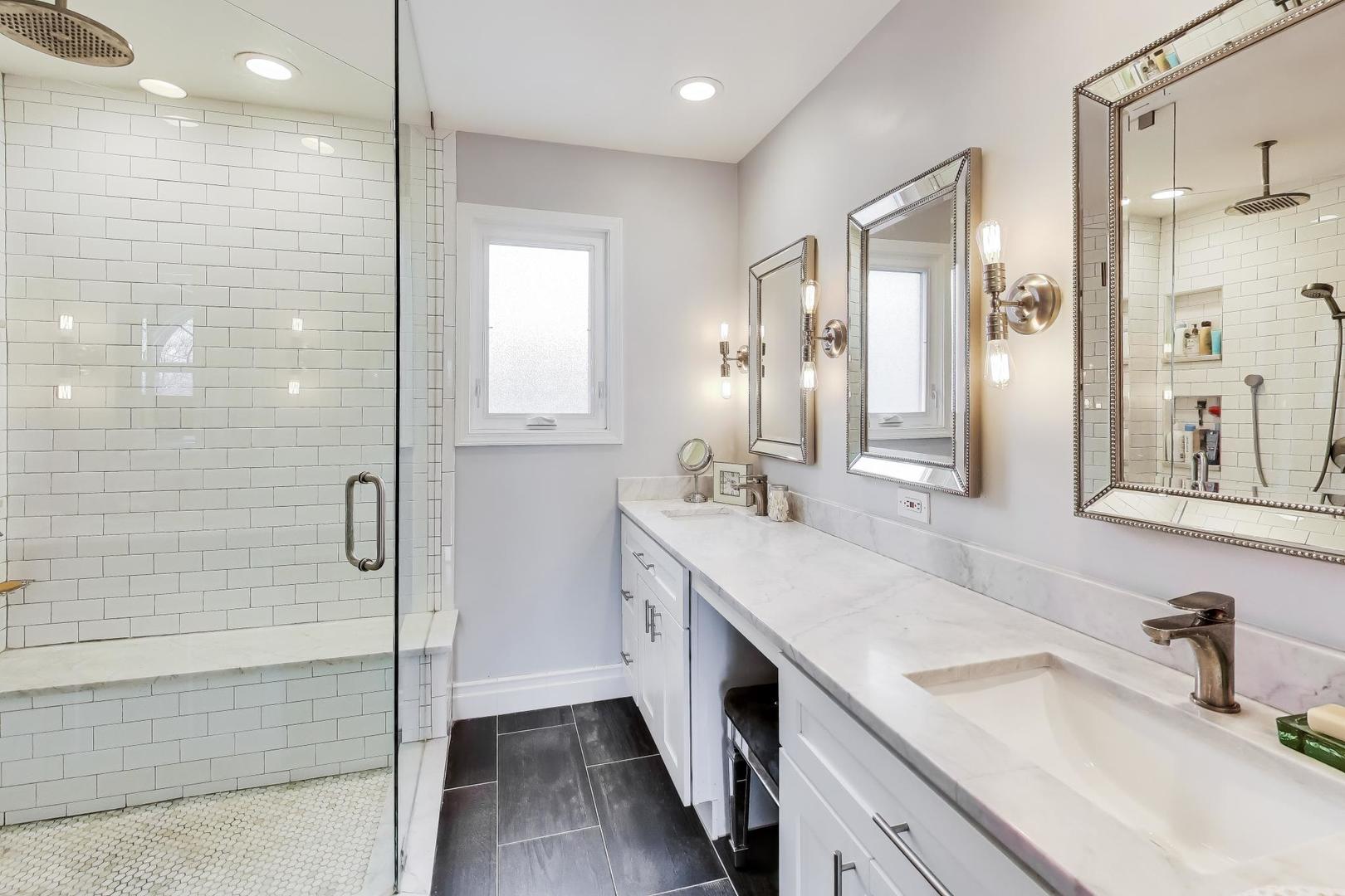 1029 Prairie Avenue, Park Ridge, IL 60068