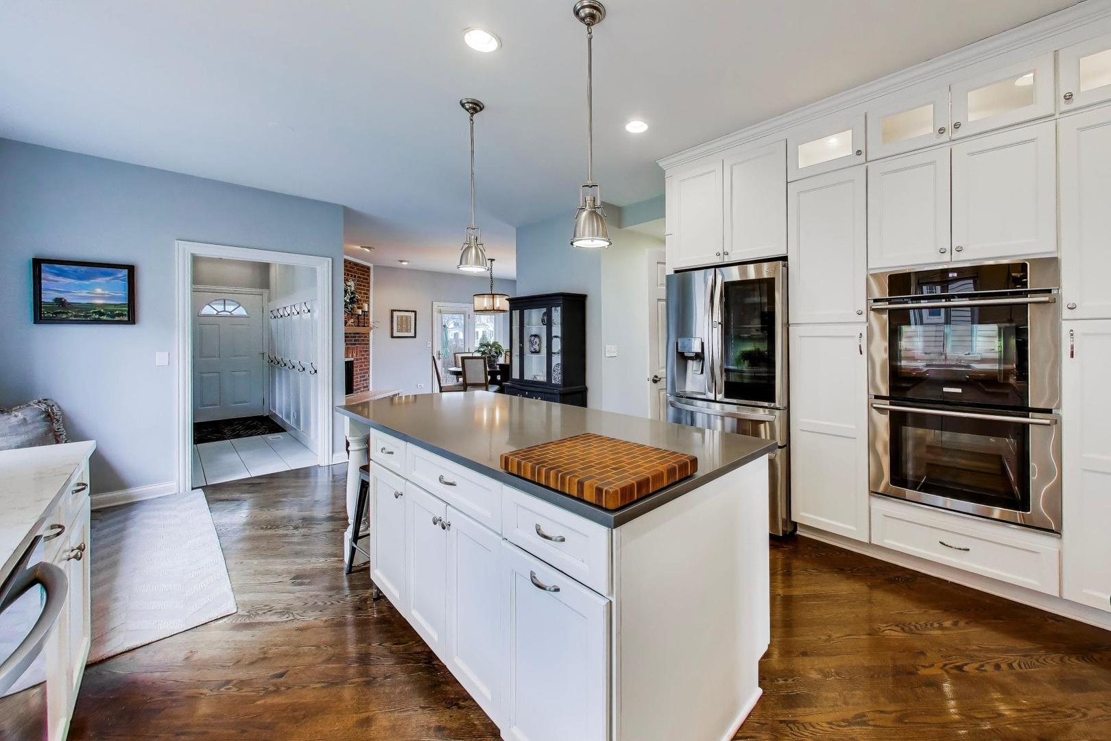 1029 Prairie Avenue, Park Ridge, IL 60068