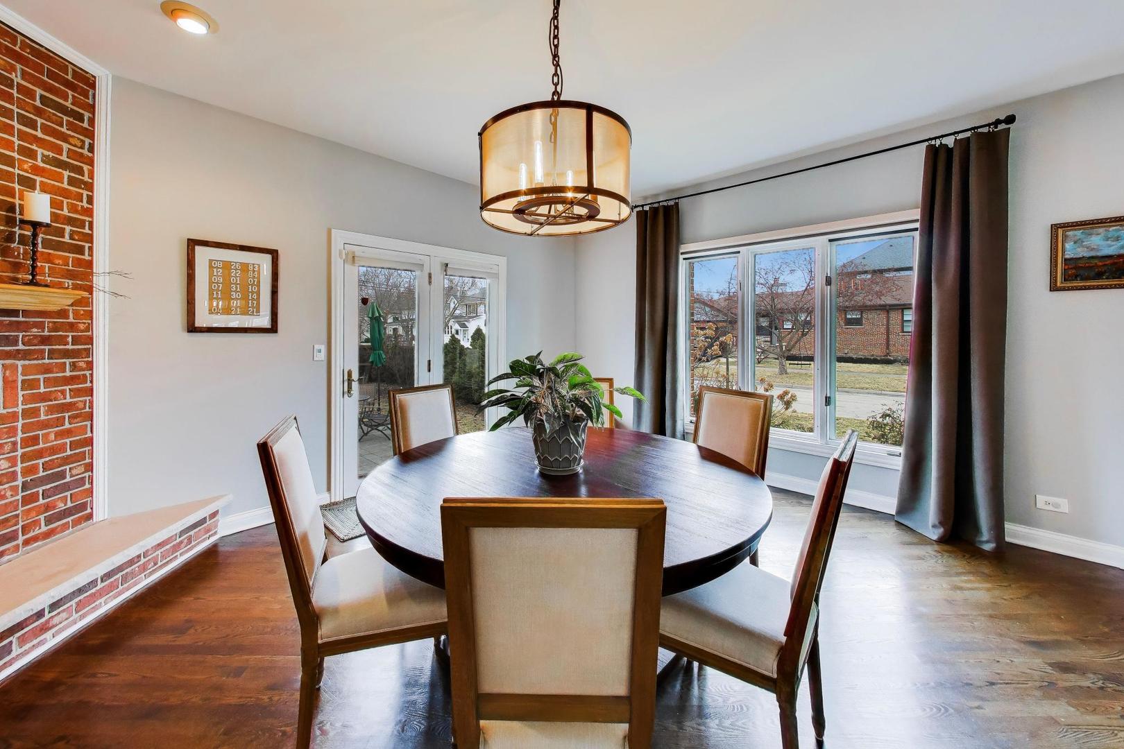 1029 Prairie Avenue, Park Ridge, IL 60068