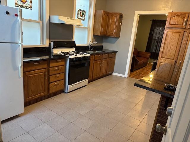 2823 S Troy Street, Chicago, IL 60623