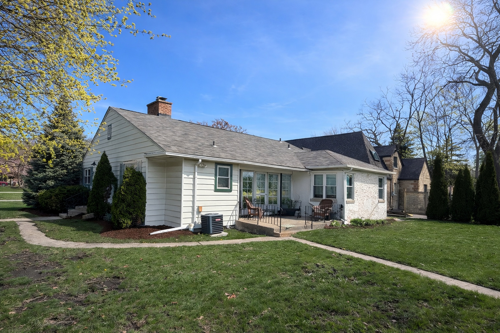 108 Beverly Place, Munster, IN 46321