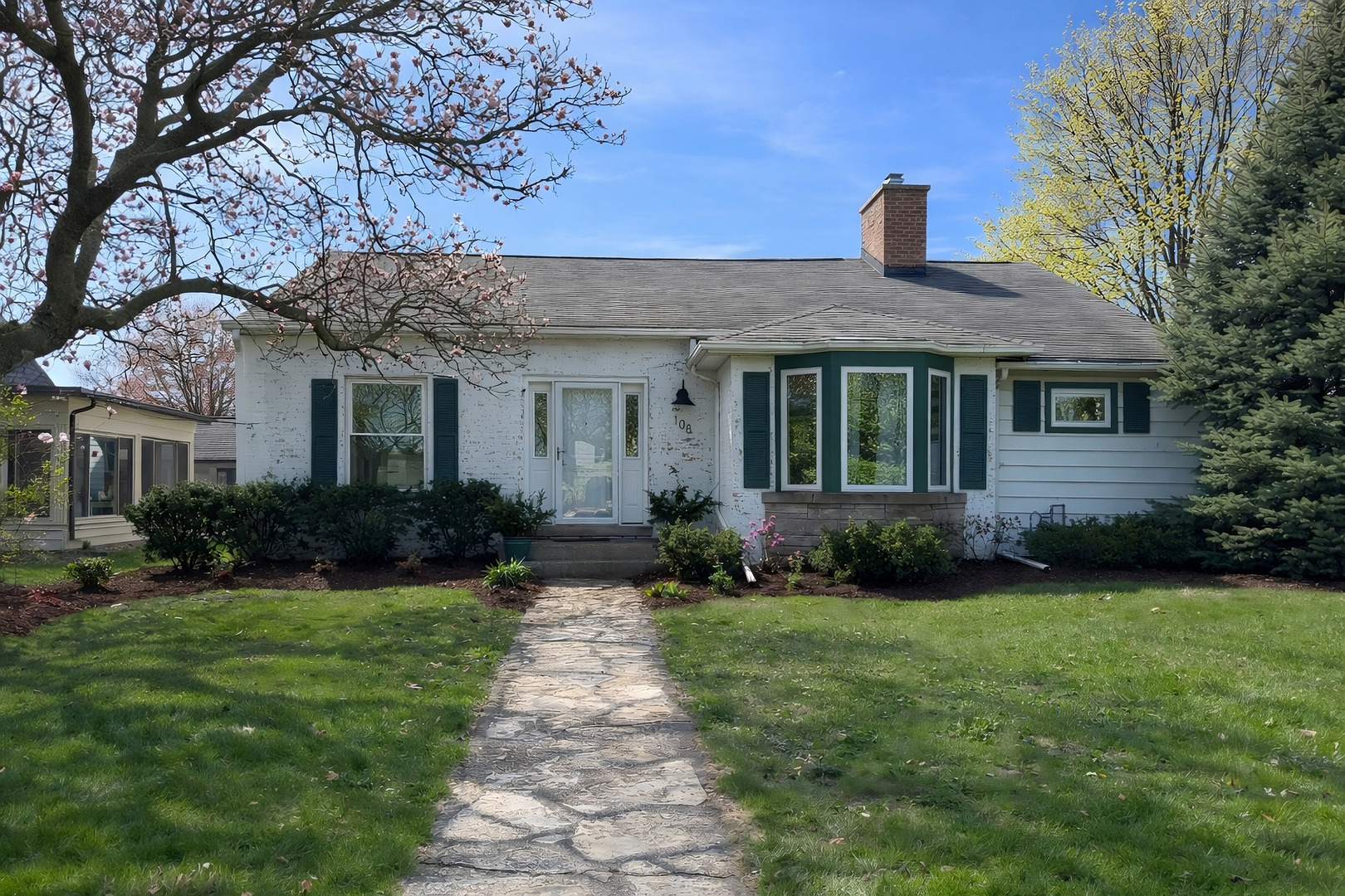 108 Beverly Place, Munster, IN 46321