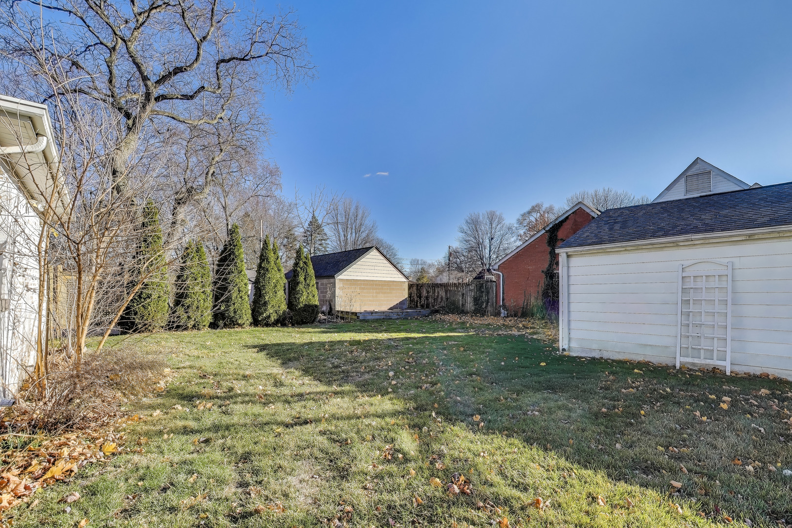 108 Beverly Place, Munster, IN 46321