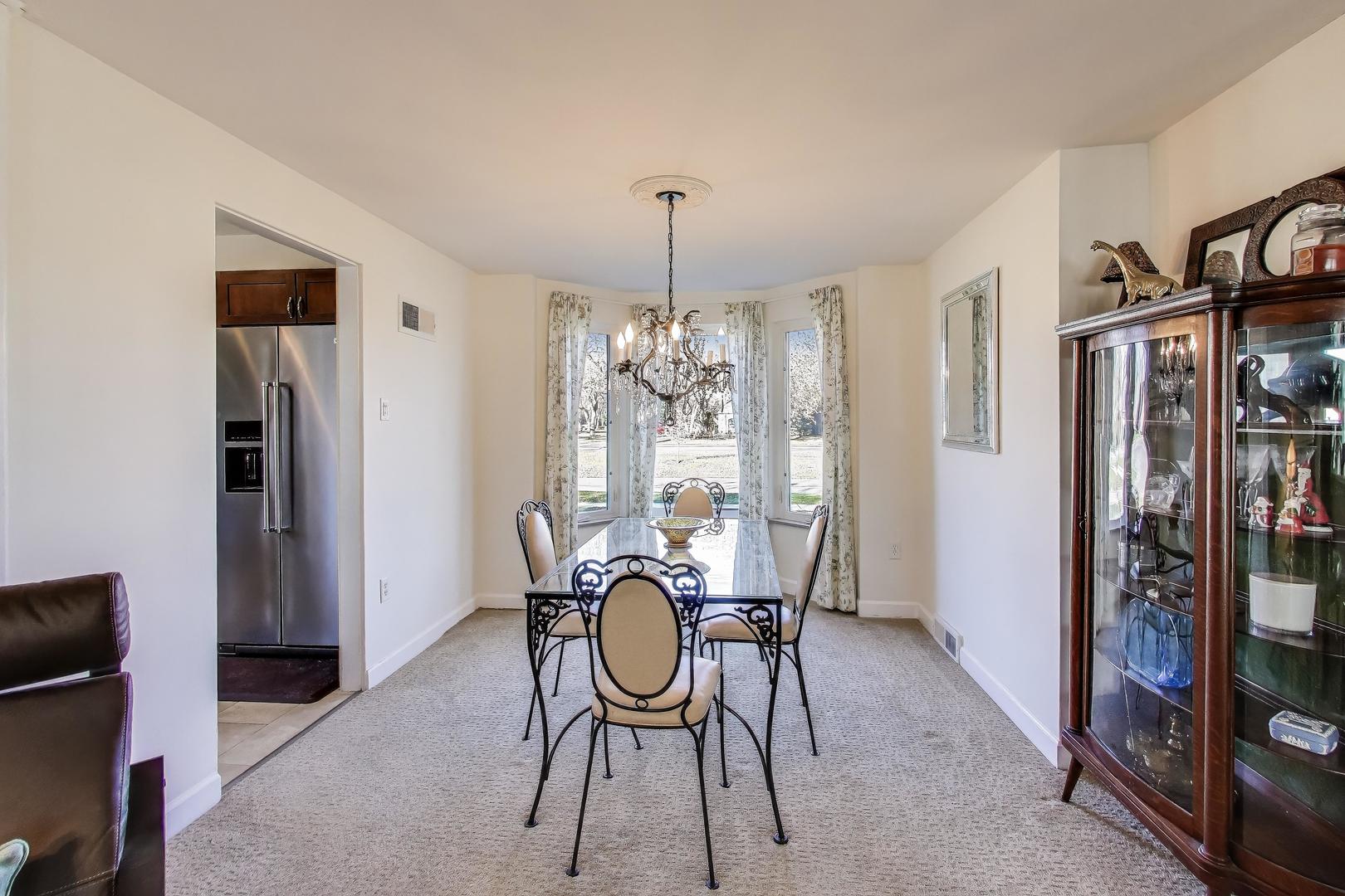 108 Beverly Place, Munster, IN 46321