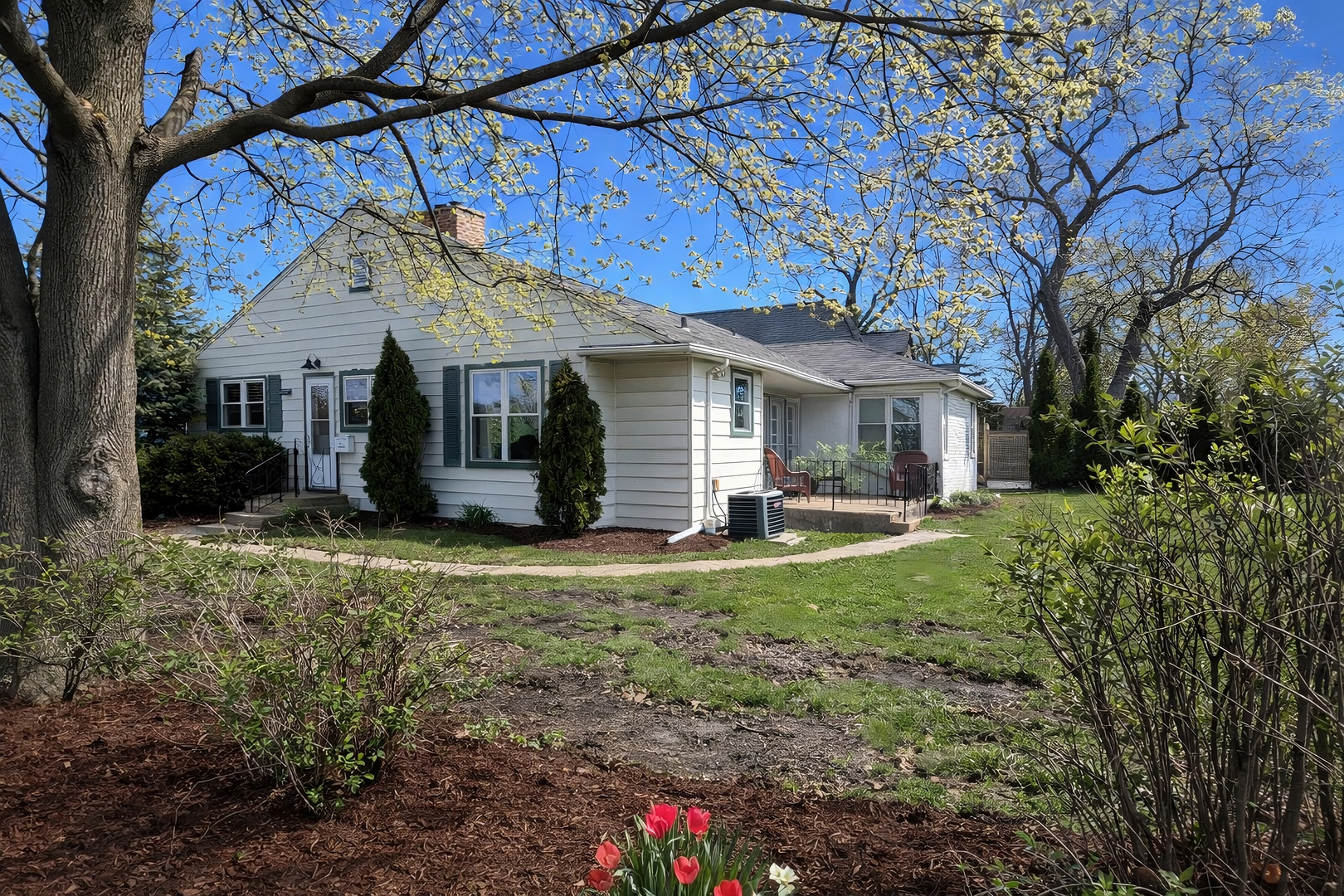 108 Beverly Place, Munster, IN 46321