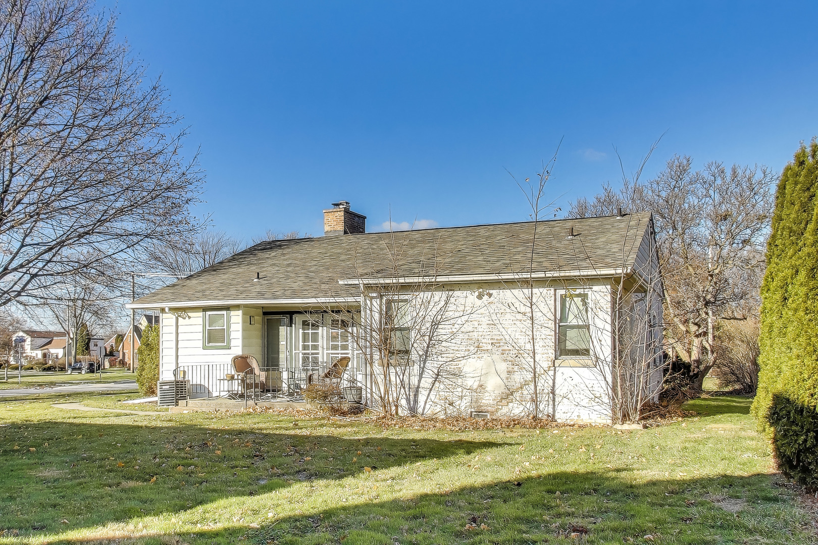 108 Beverly Place, Munster, IN 46321