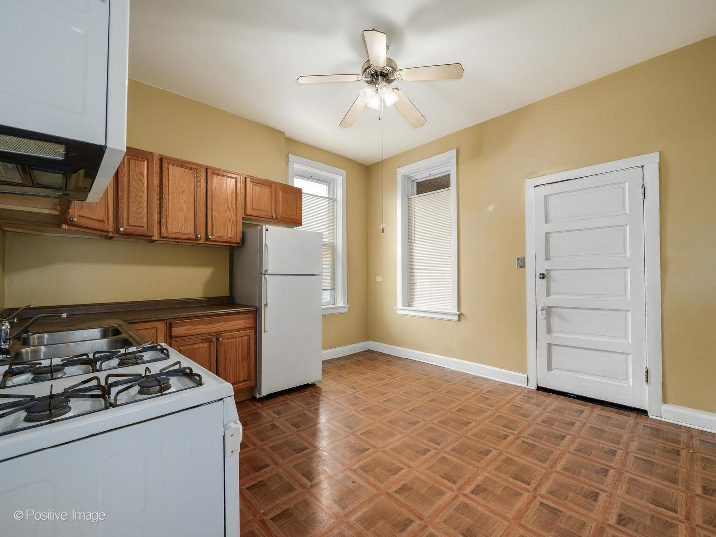 1720 N Tripp Avenue, Chicago, IL 60639