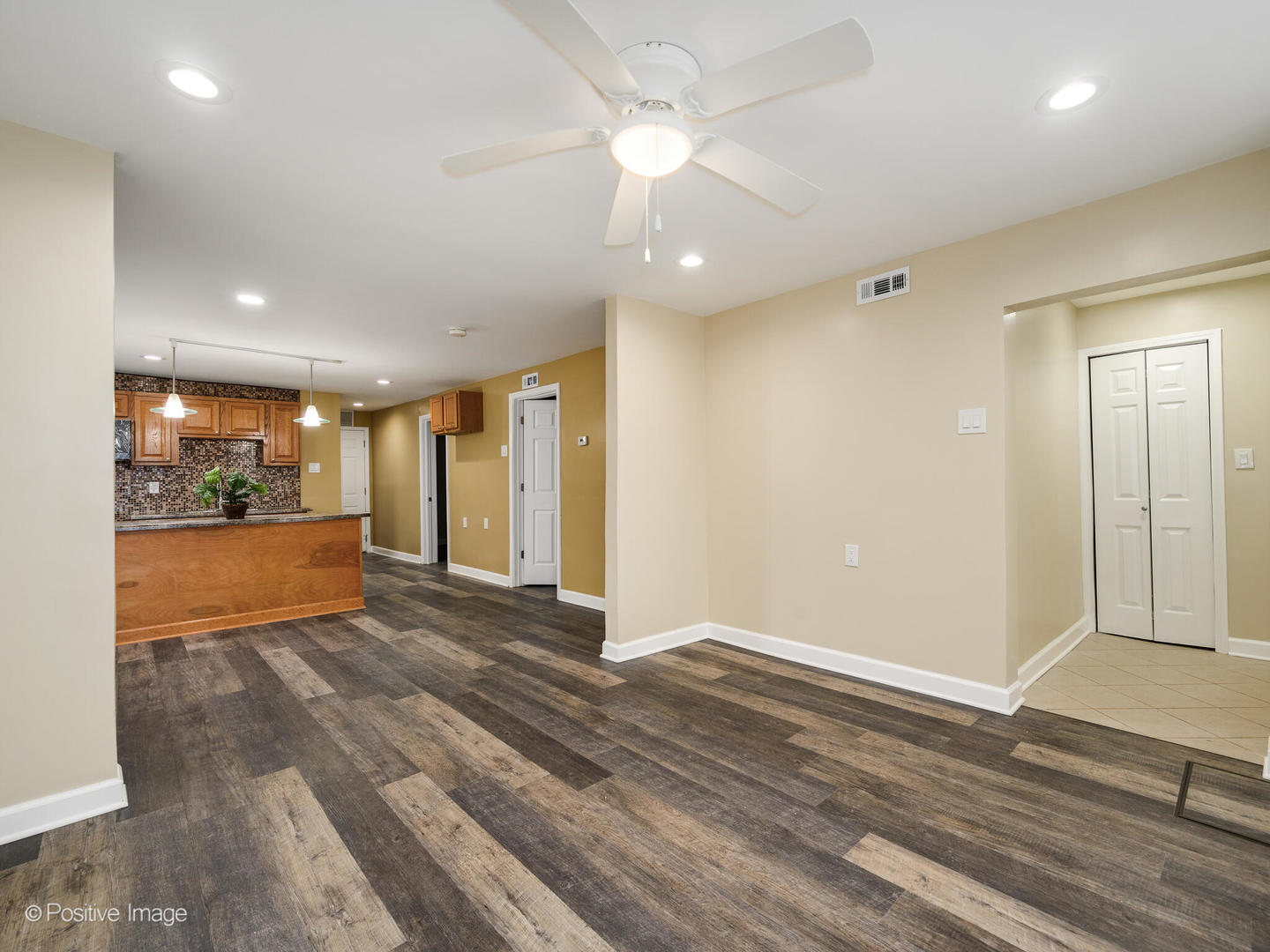 1720 N Tripp Avenue, Chicago, IL 60639