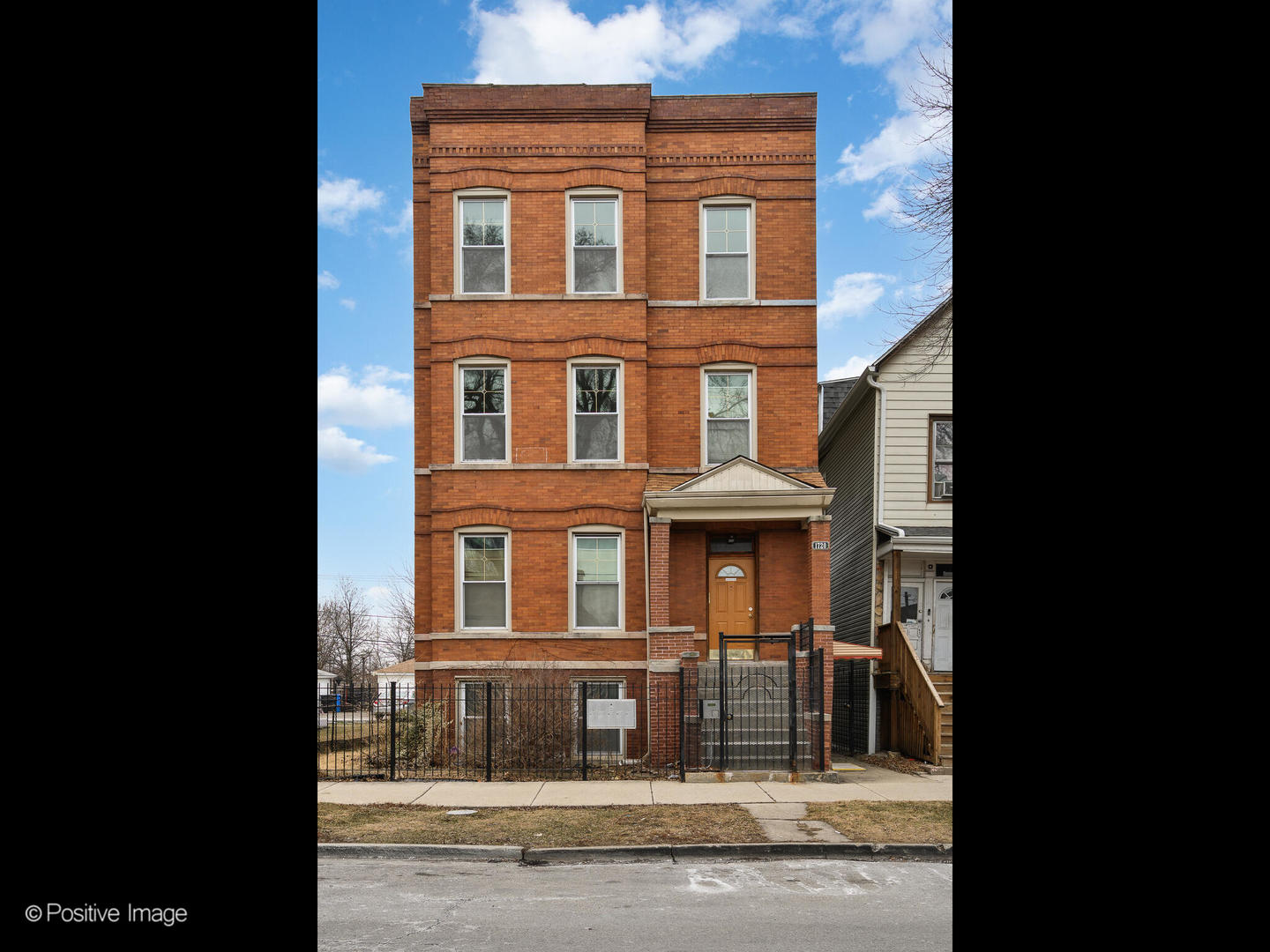 1720 N Tripp Avenue, Chicago, IL 60639
