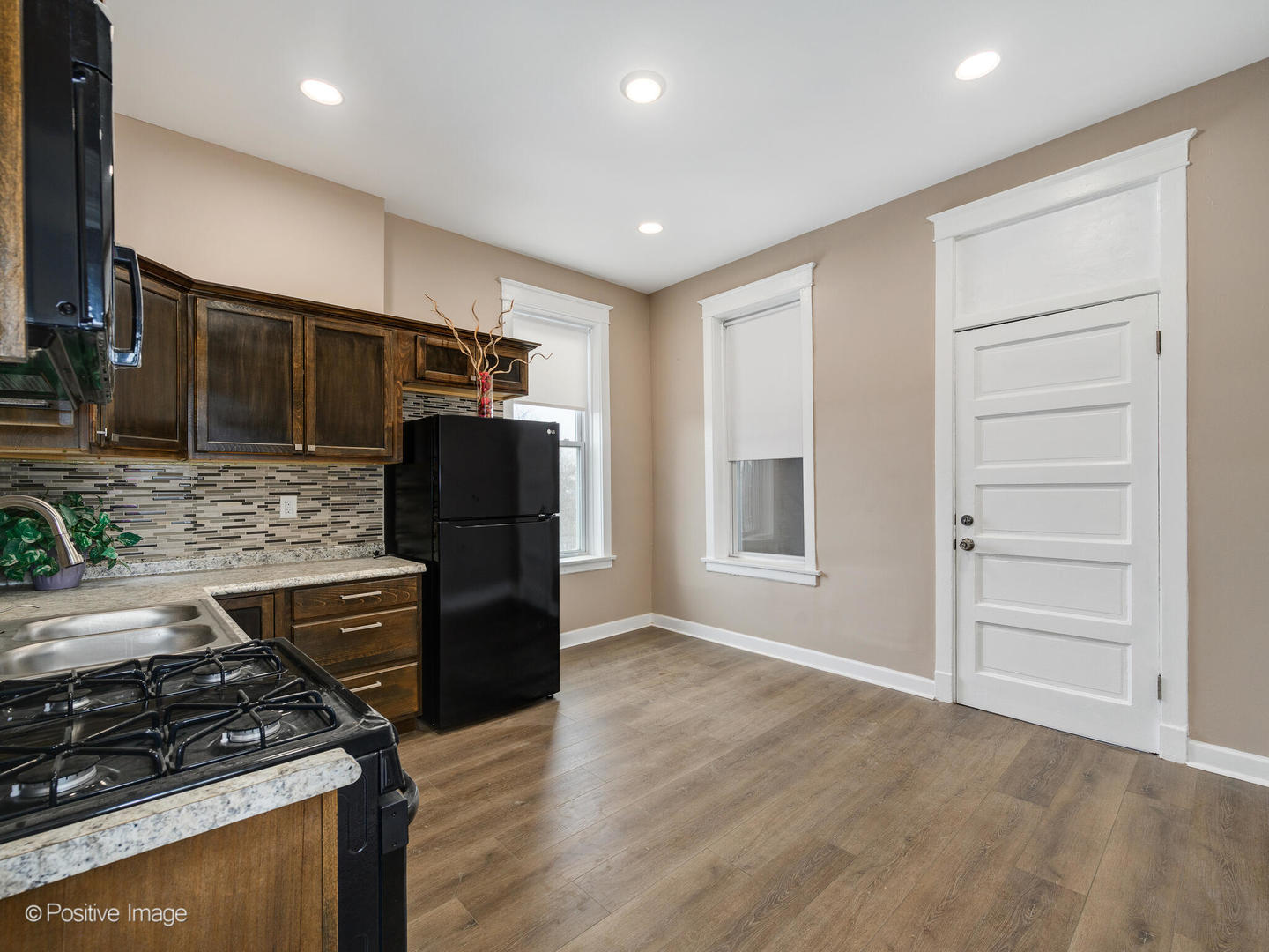 1720 N Tripp Avenue, Chicago, IL 60639