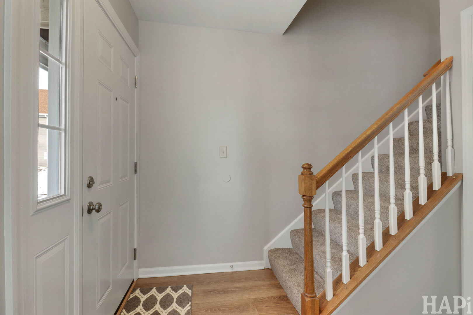 404 Lowell Drive #404, South Elgin, IL 60177