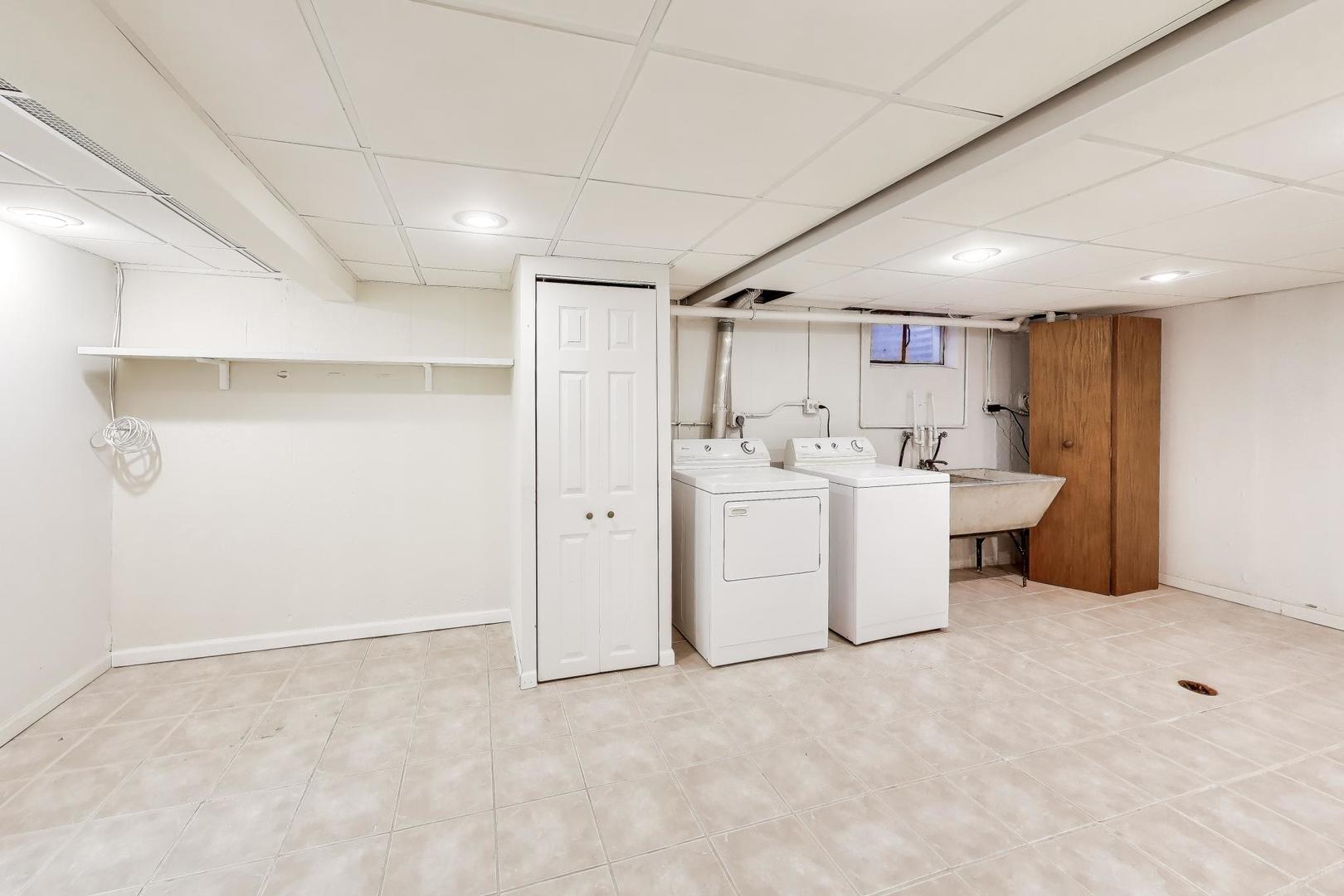 Arlington Heights, IL 60005