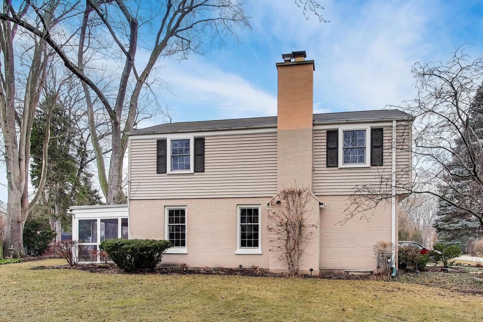 Arlington Heights, IL 60005