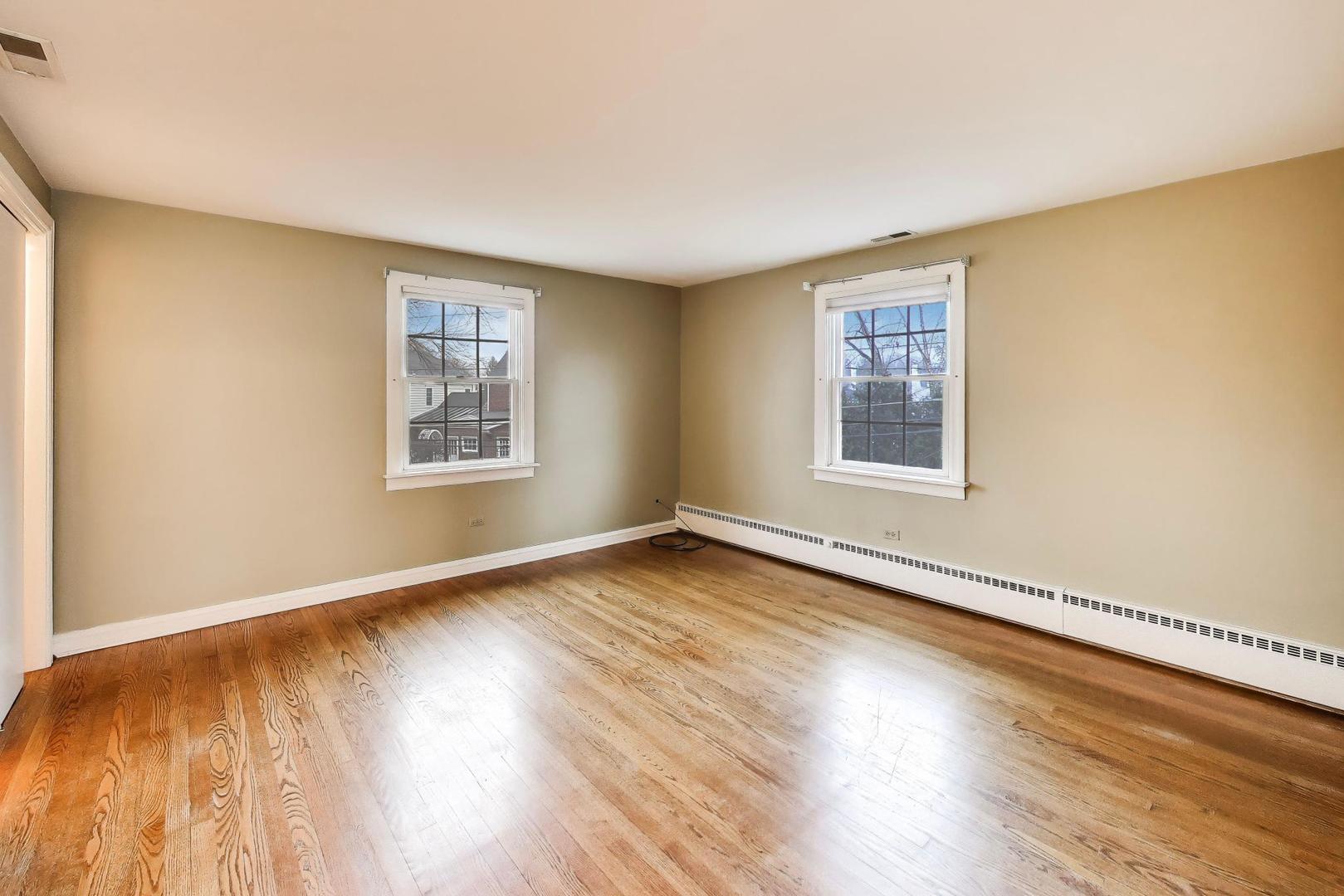 Arlington Heights, IL 60005