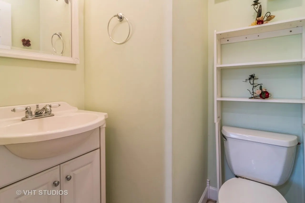 2016 N Harlem Avenue #11W, Elmwood Park, IL 60707