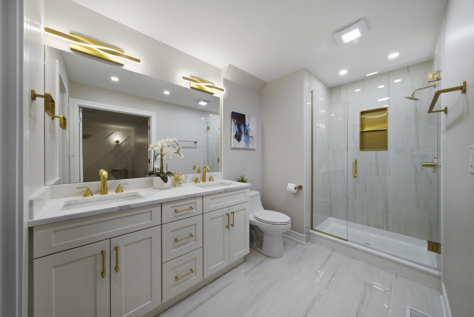 707 S Noah Terrace, Mount Prospect, IL 60056