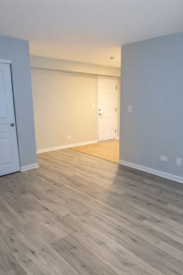 2303 Neubauer Circle, Lindenhurst, IL 60046