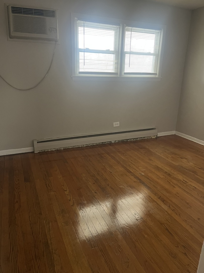 1340 N main Street #C11, Wheaton, IL 60187