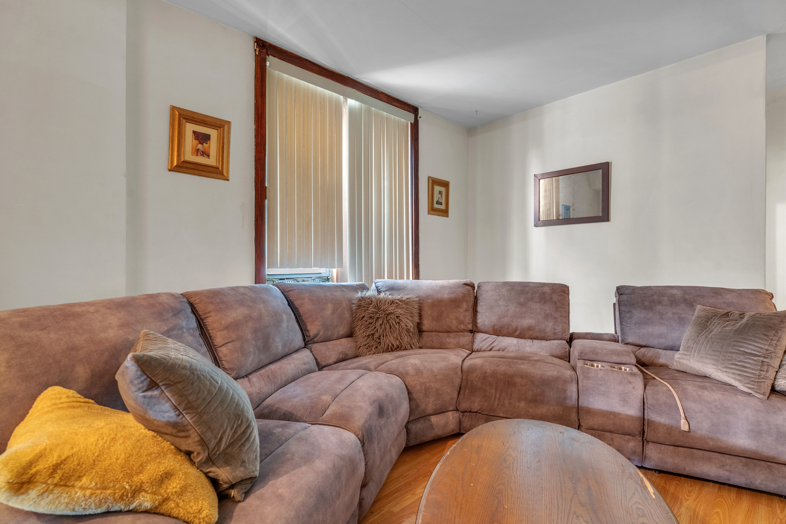 354 W Normal Parkway, Chicago, IL 60621