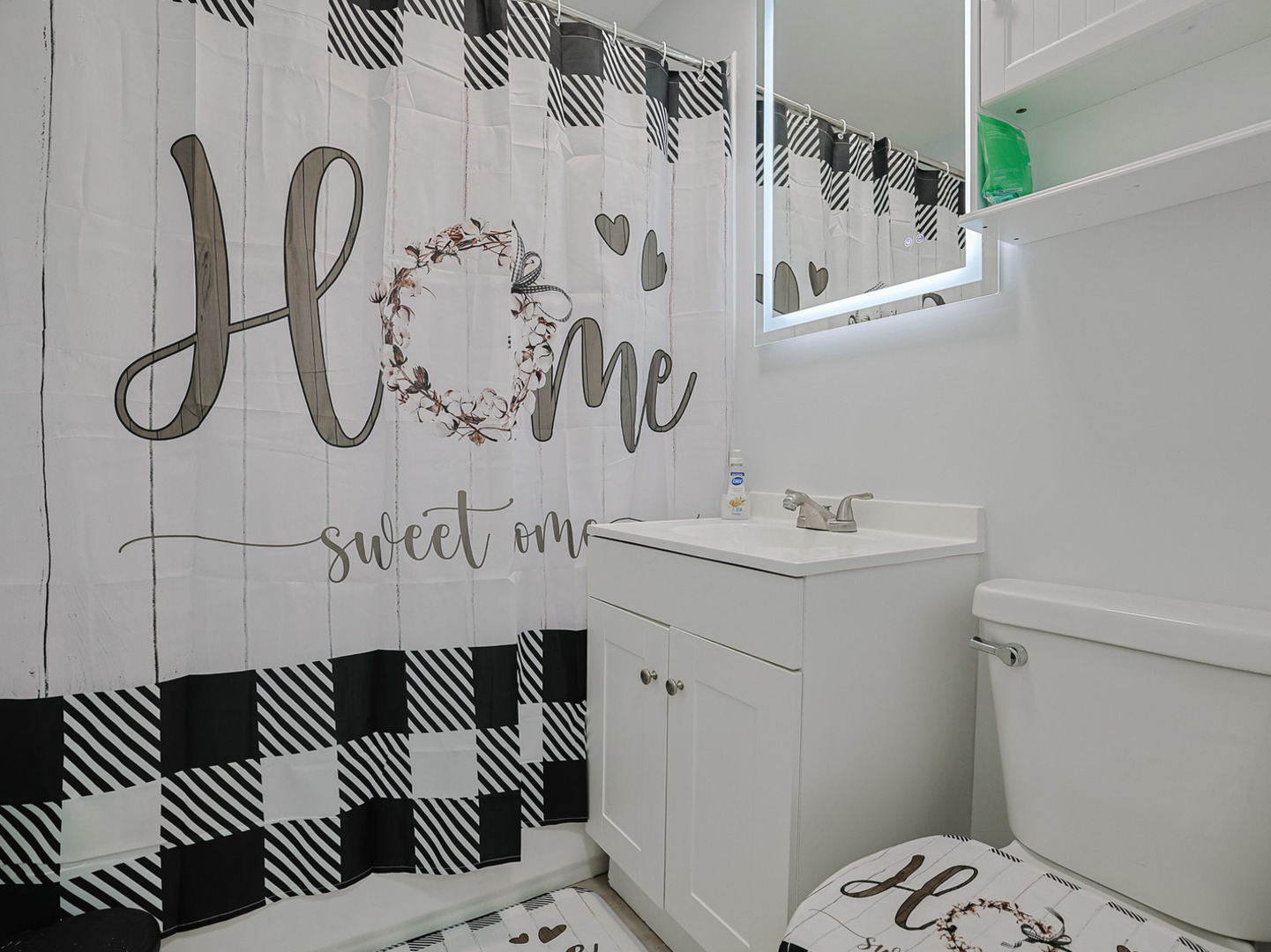 400 Country Lane, Streamwood, IL 60107