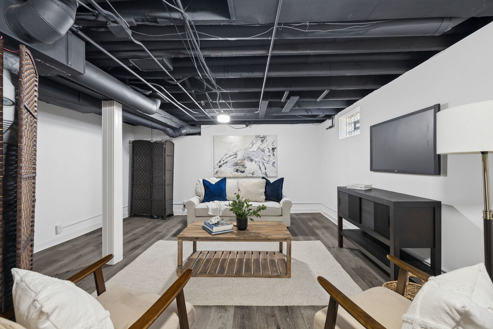 421 E School Street, Naperville, IL 60540