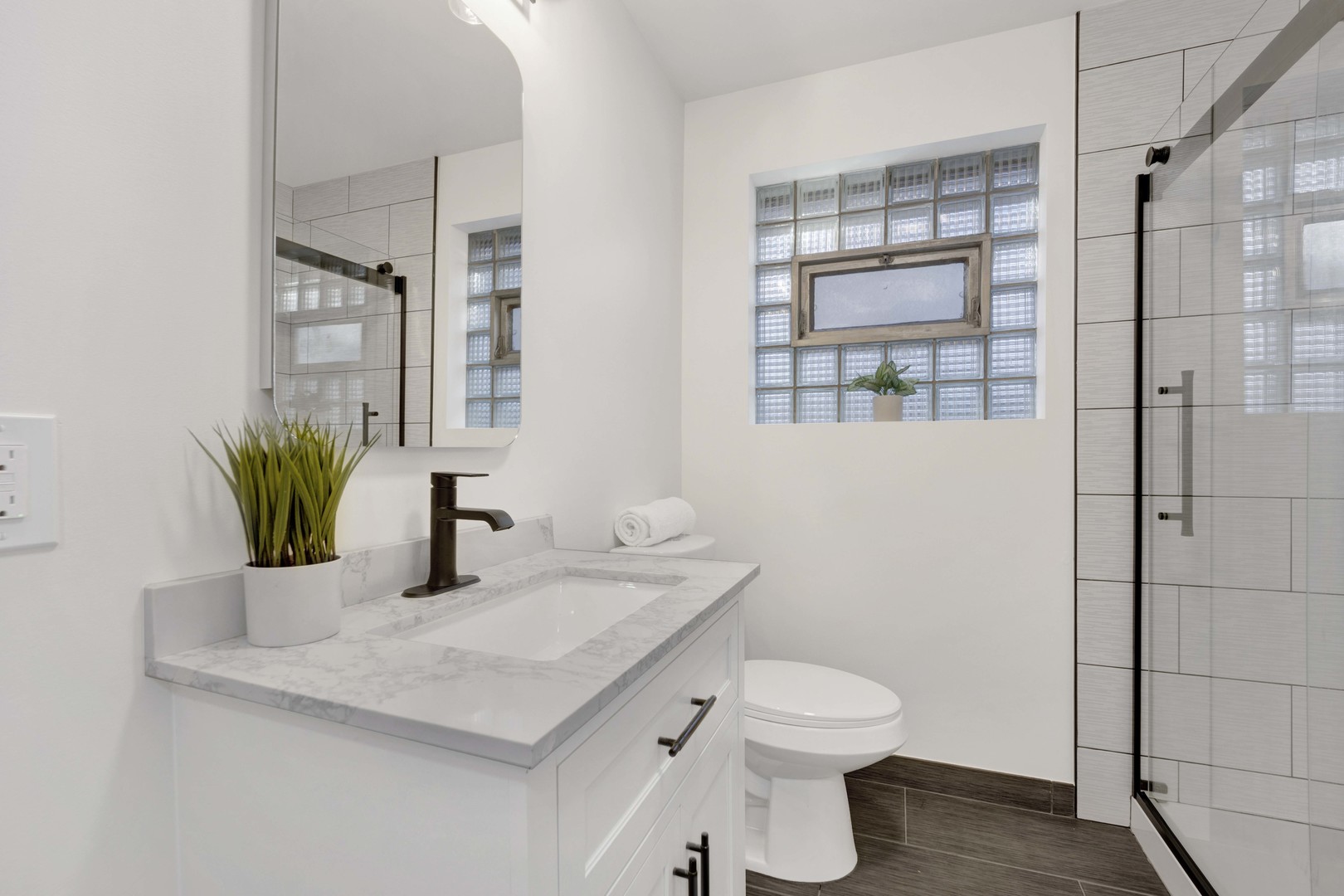 12309 S Loomis Street, Calumet Park, IL 60827