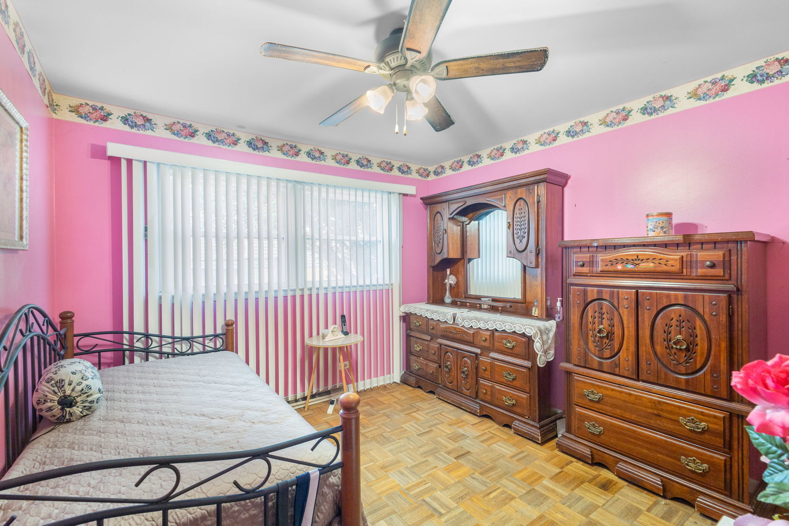 18842 Castle Road, Homewood, IL 60430