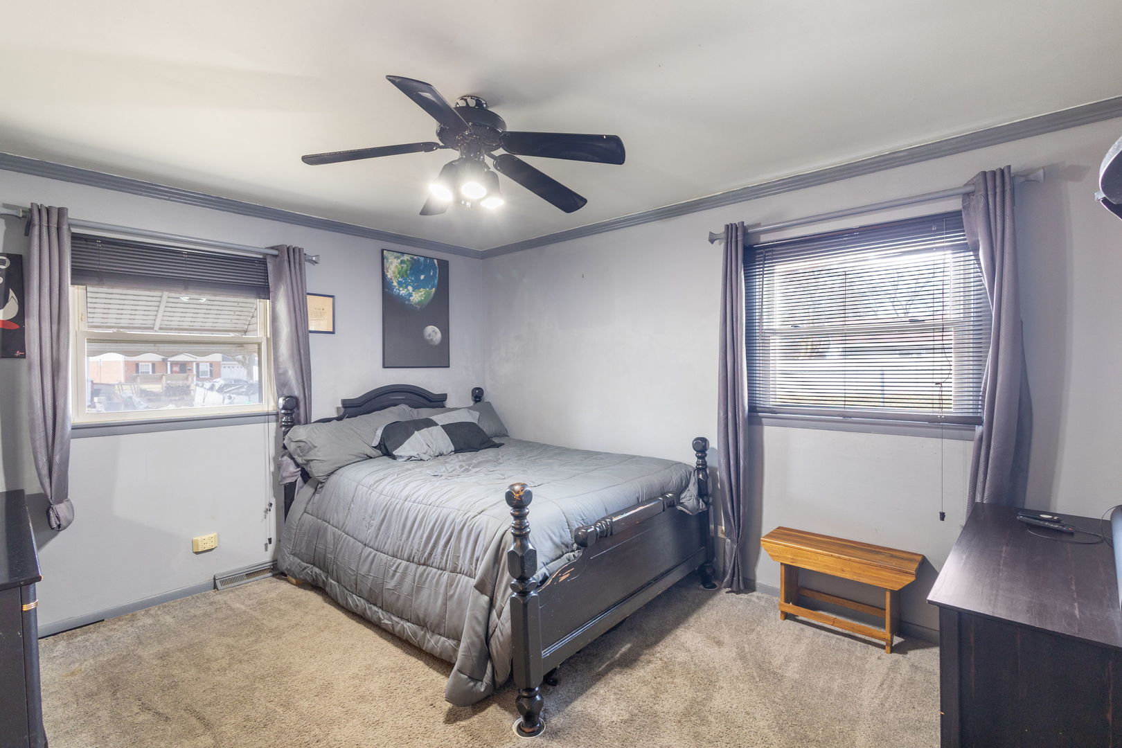 18842 Castle Road, Homewood, IL 60430