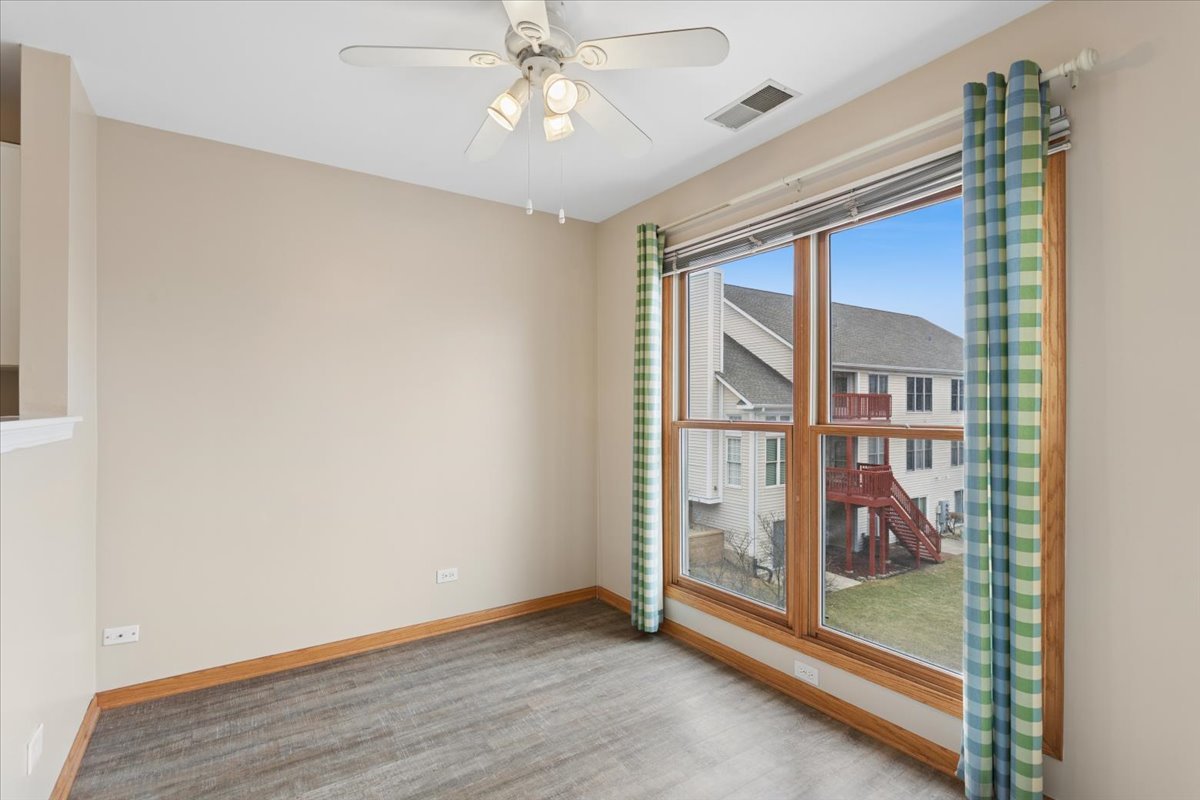 1449 Whitespire Court, Naperville, IL 60565