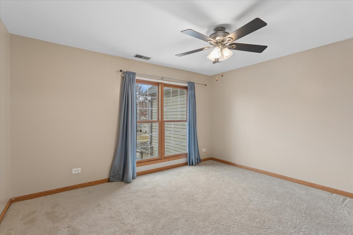 1449 Whitespire Court, Naperville, IL 60565